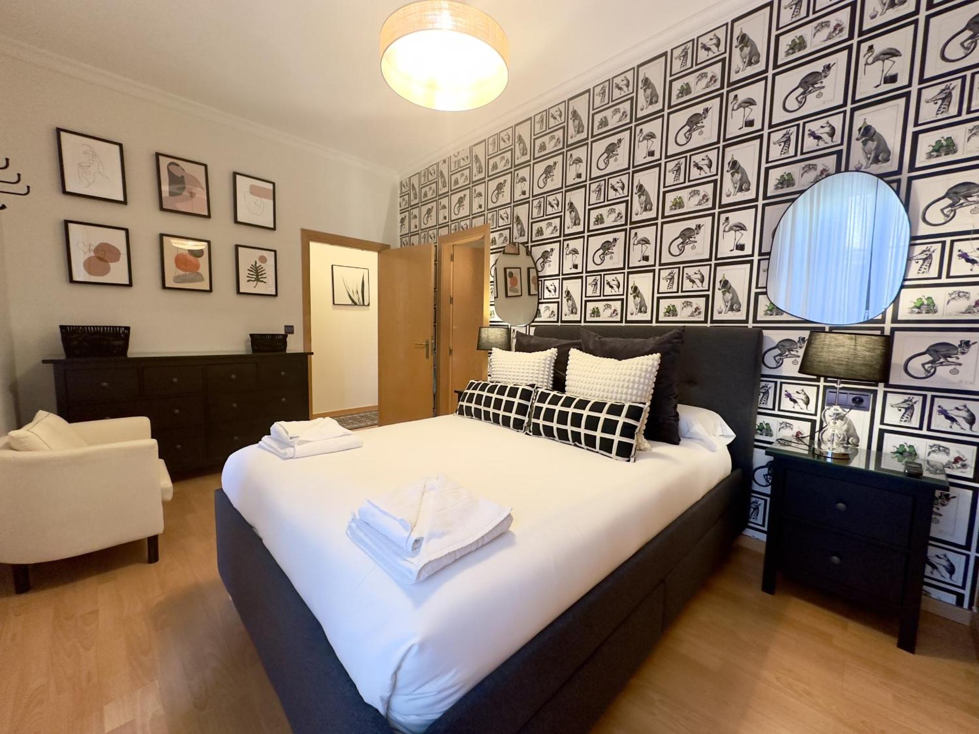 Urbe10 Plaza De Uncibay 3 Bedrooms Apatment Malaga Exterior photo
